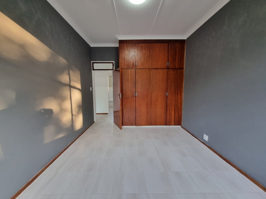 To Let 3 Bedroom Property for Rent in Navalsig Free State